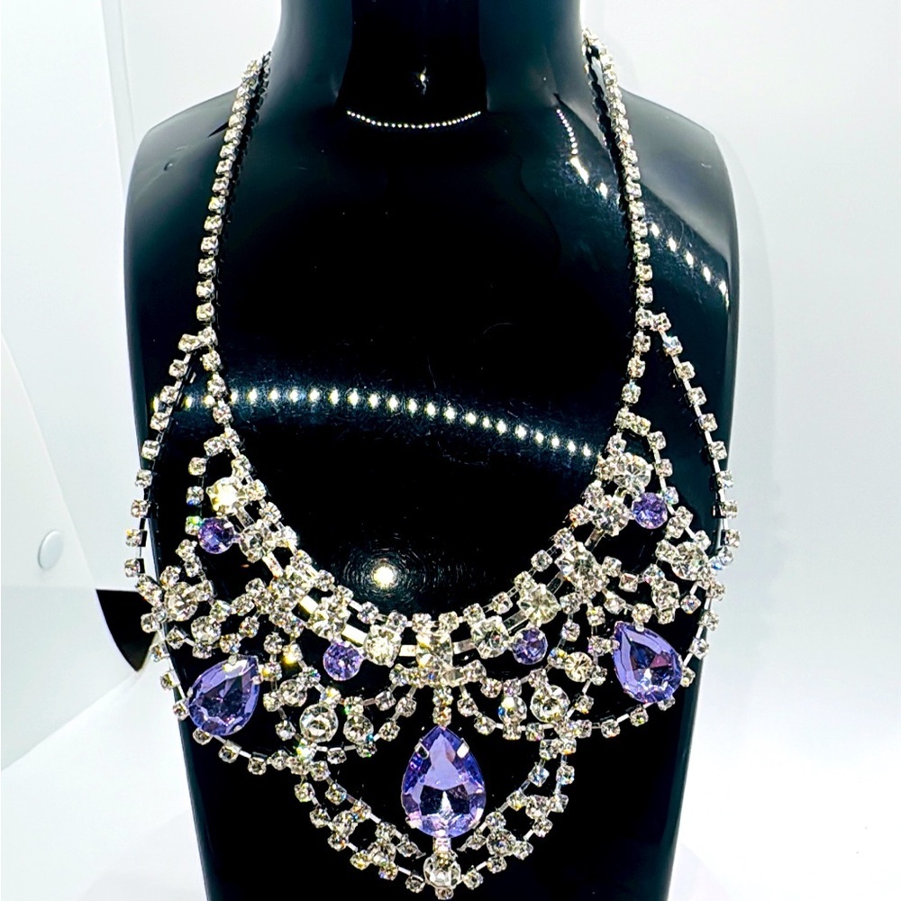 Purple and clear rhinestone necklace. Super sparkly.​​